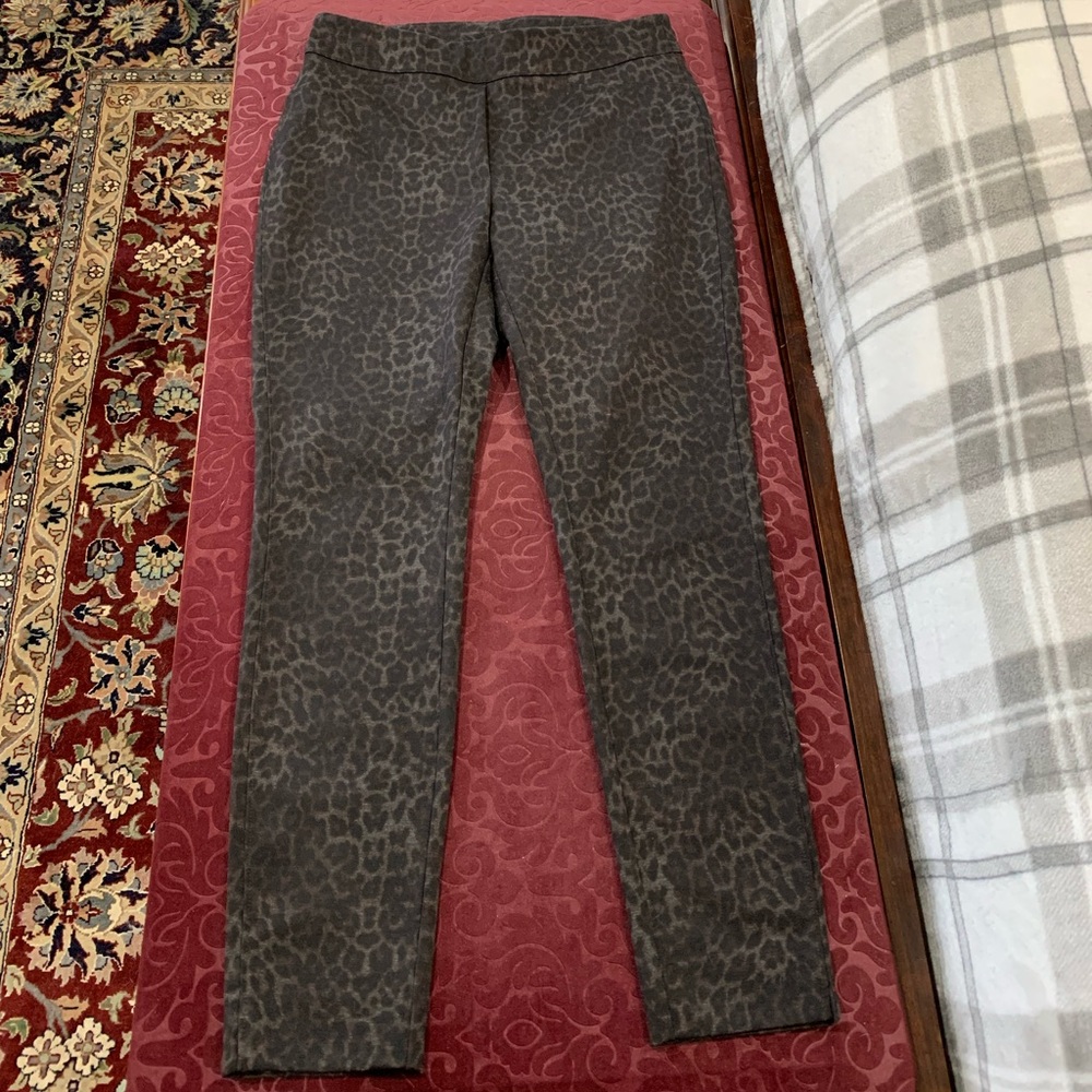 Chicos Leggings